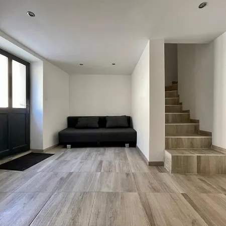 Duplex De Bezons - Parking - Entre Centre-ville Et Cite Medievale Appartement *