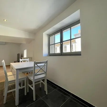 Duplex De Bezons - Parking - Entre Centre-ville Et Cite Medievale Apartment *