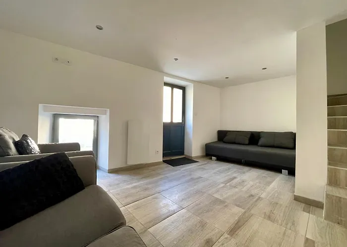 Duplex De Bezons - Parking - Entre Centre-ville Et Cite Medievale *