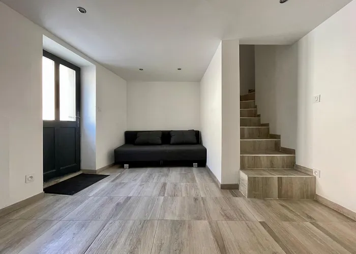 Duplex De Bezons - Parking - Entre Centre-ville Et Cite Medievale Appartement *